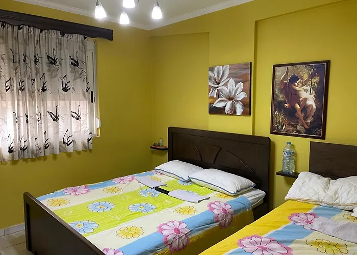 Modern Comfy With Balcony Appartamento