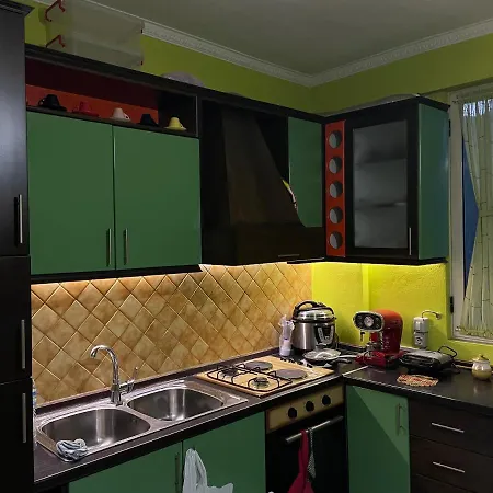 Appartamento Modern Comfy With Balcony Durrës